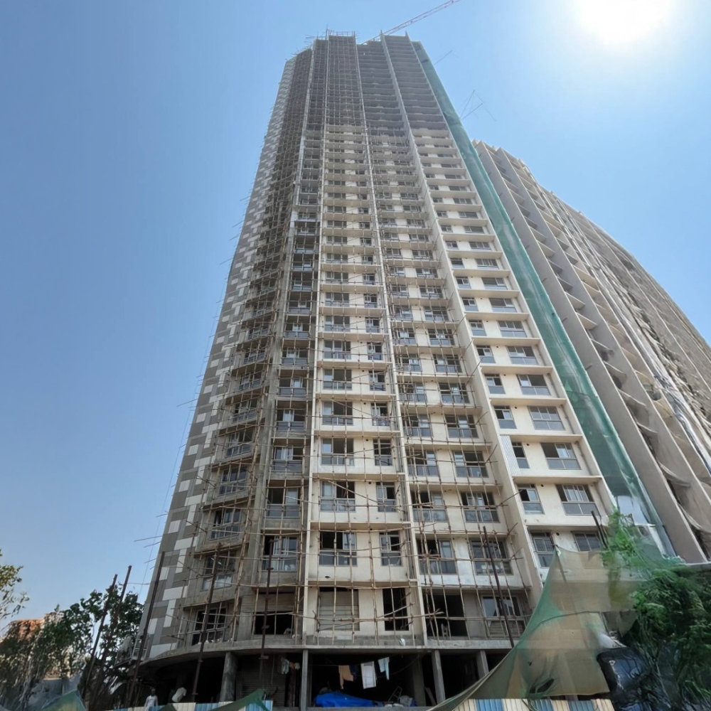 Apartments in Kandivali West